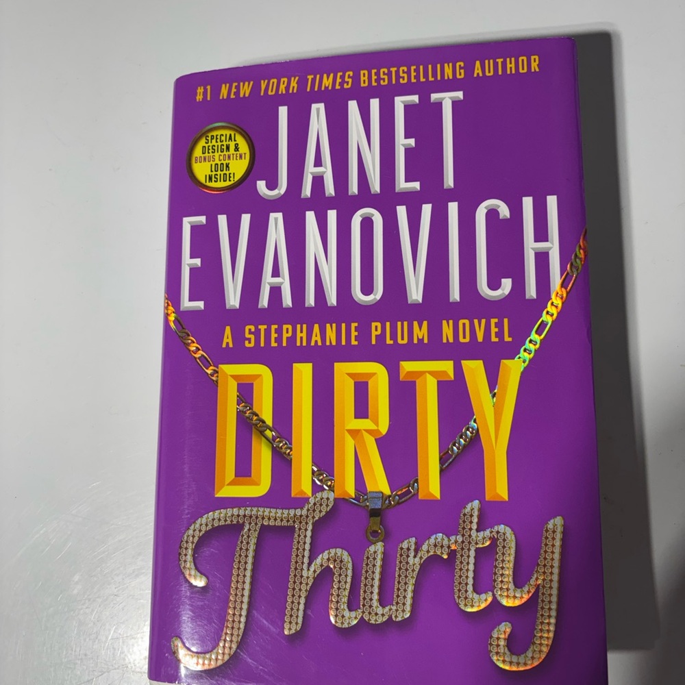 'Dirty Thirty' Hardcover Novel - by Janet Evanovich